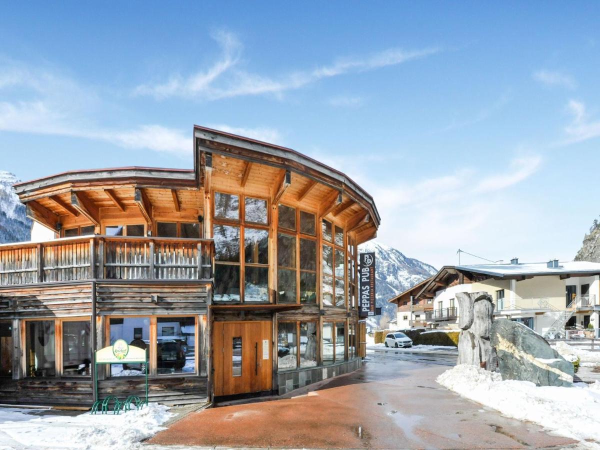 Modern Apartment in L ngenfeld near Ski Area Längenfeld Exterior foto